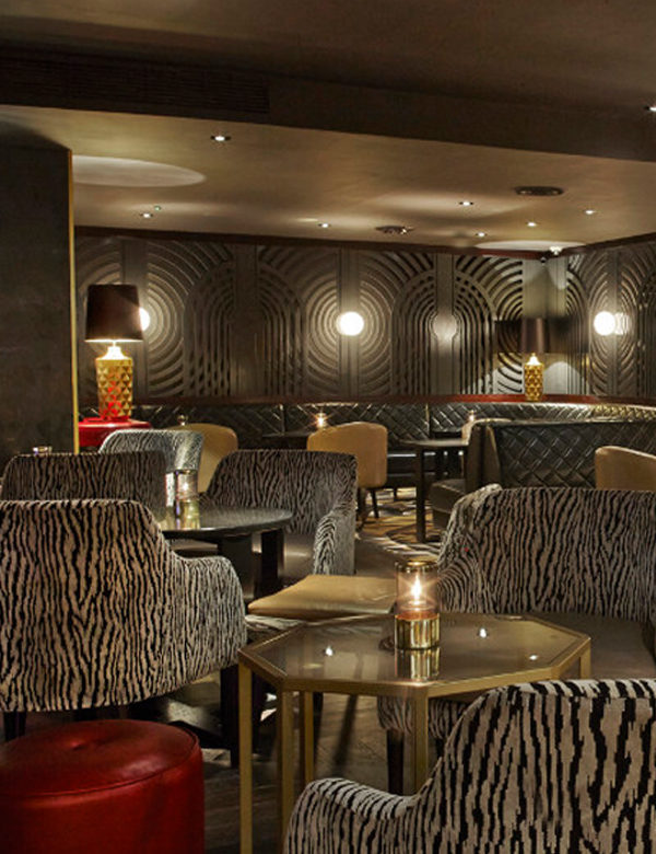 Lounge bar at Quaglino's London. Interiors designed by Russell Sage Studio Ltd.